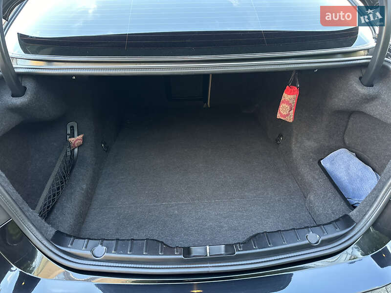 Седан BMW 5 Series 2011 в Одесі