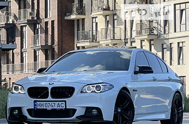 Седан BMW 5 Series 2015 в Татарбунарах