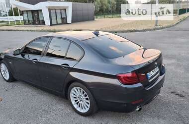 Седан BMW 5 Series 2013 в Львове