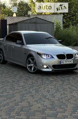 Седан BMW 5 Series 2005 в Днепре