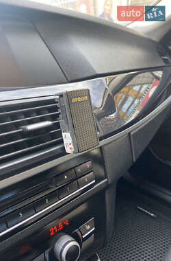 Седан BMW 5 Series 2012 в 