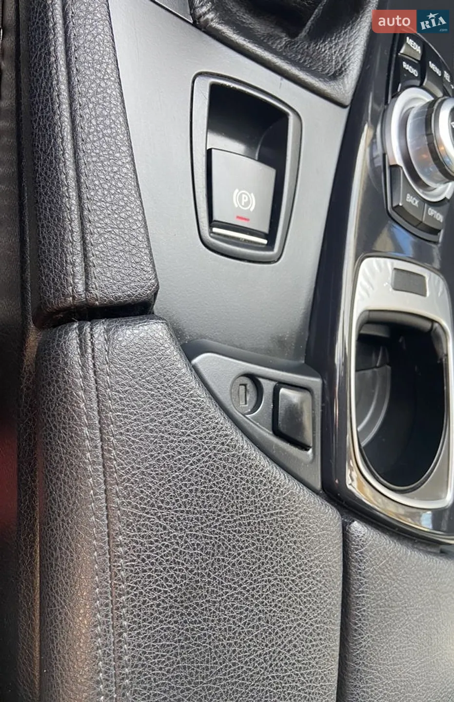 2012 BMW 5er - мініатюра 37