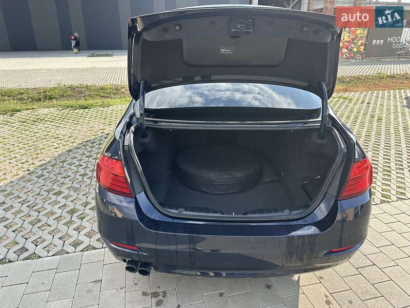 Седан BMW 5 Series 2015 в Києві