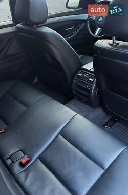 Седан BMW 5 Series 2013 в 