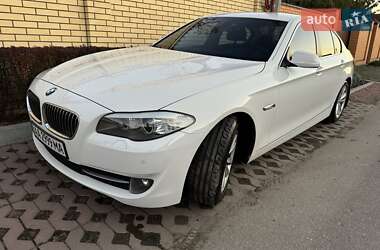 Седан BMW 5 Series 2012 в 