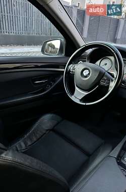 Седан BMW 5 Series 2012 в 