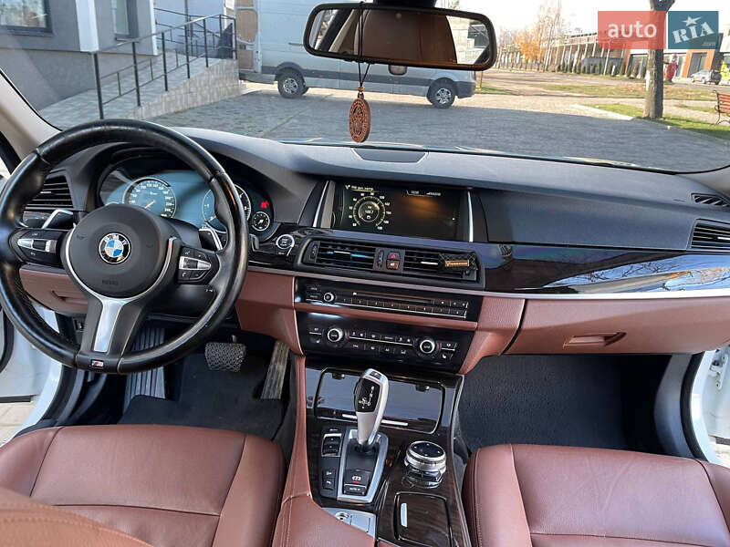 Седан BMW 5 Series 2013 в Рівному