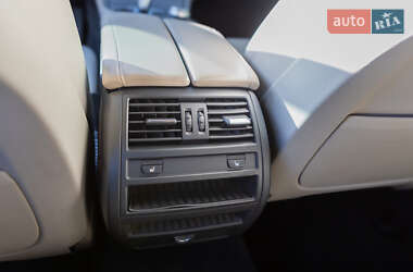Седан BMW 5 Series 2013 в 