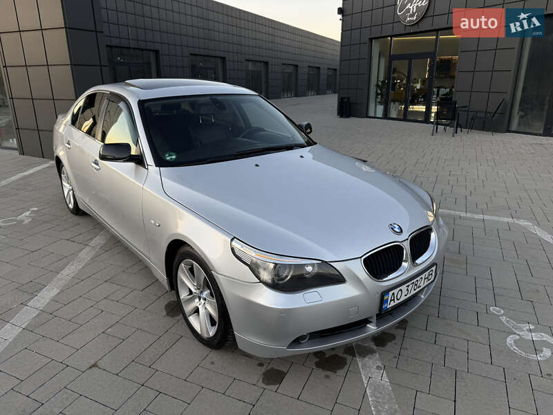 Седан BMW 5 Series 2005 в Тячеві
