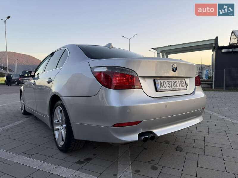 Седан BMW 5 Series 2005 в Тячеві