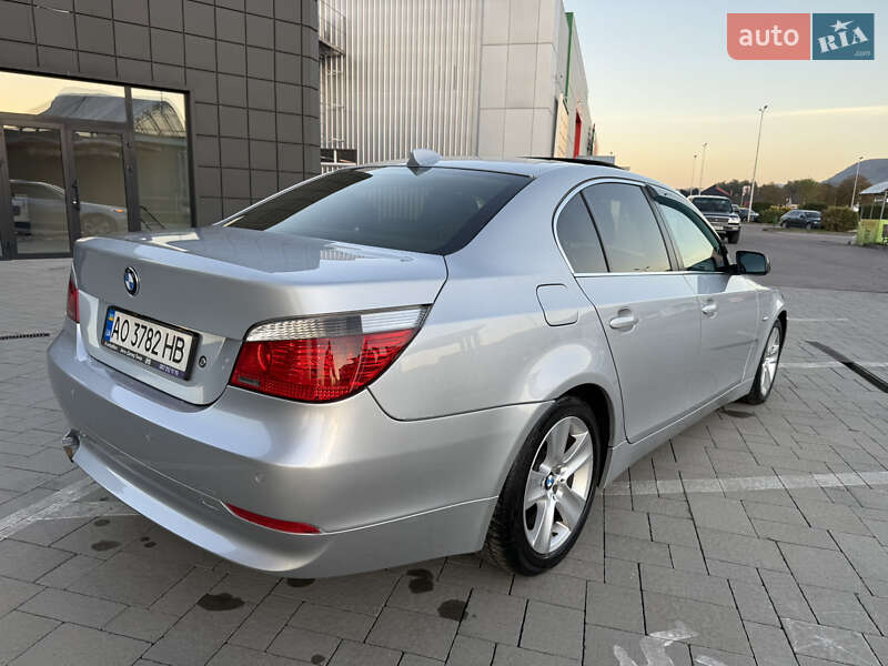 Седан BMW 5 Series 2005 в Тячеві