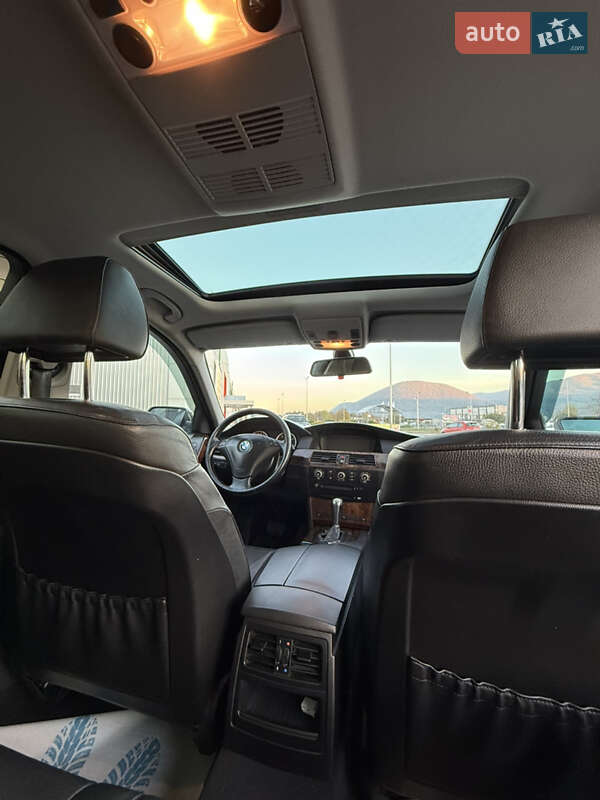 Седан BMW 5 Series 2005 в Тячеві