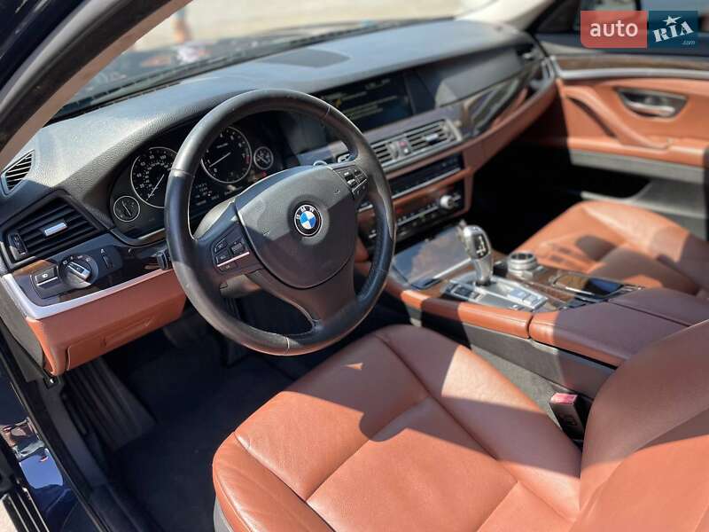 BMW 5 Series 2012 BMW 5 Series 2012