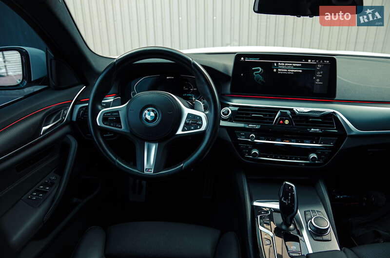 Седан BMW 5 Series 2022 в Миколаєві