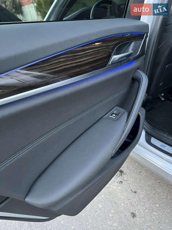 Седан BMW 5 Series 2019 в Одессе