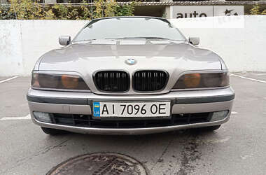 Седан BMW 5 Series 1996 в Киеве