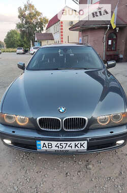 Седан BMW 5 Series 2000 в Вінниці