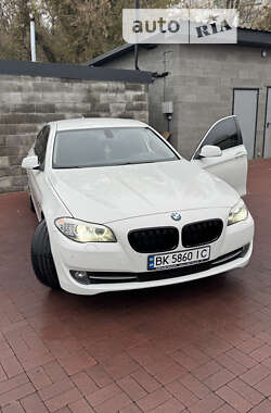 Седан BMW 5 Series 2012 в Ровно