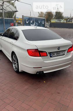 Седан BMW 5 Series 2012 в Ровно