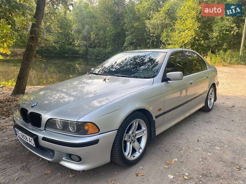 BMW 5 Series 2001