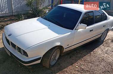 Седан BMW 5 Series 1992 в Николаеве