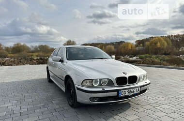 Седан BMW 5 Series 2000 в 
