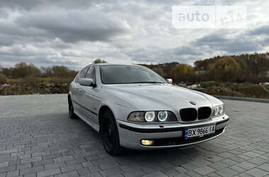 Седан BMW 5 Series 2000 в 