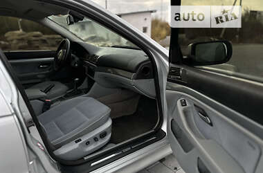 Седан BMW 5 Series 2000 в 