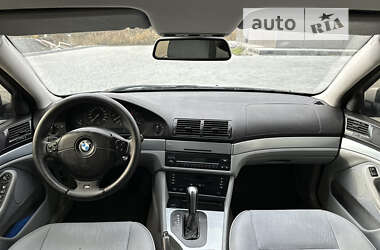 Седан BMW 5 Series 2000 в 