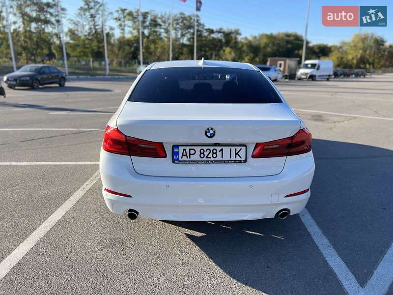 Седан BMW 5 Series 2017 в Запорожье