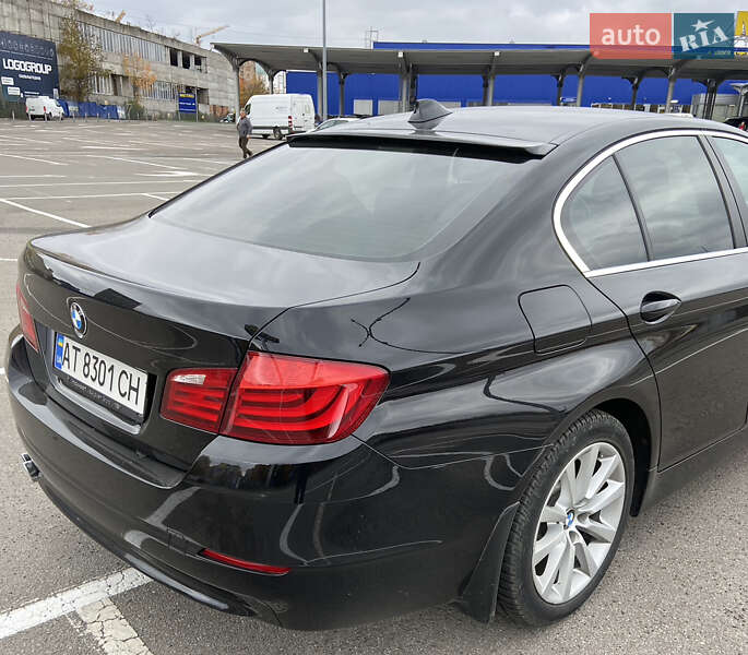 Седан BMW 5 Series 2012 в Долине