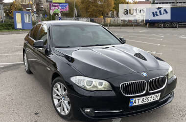 Седан BMW 5 Series 2012 в Долині