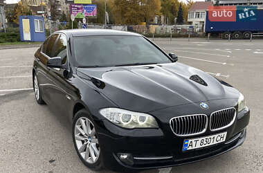 Седан BMW 5 Series 2012 в 