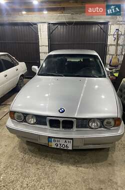 Седан BMW 5 Series 1991 в Белгороде-Днестровском