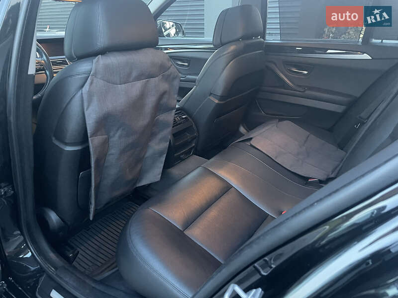 Седан BMW 5 Series 2015 в Тернополе
