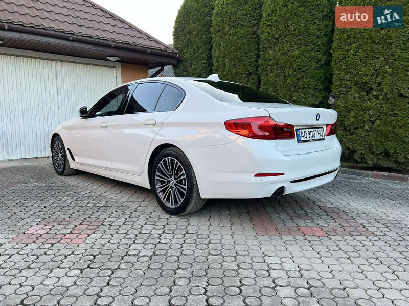 Седан BMW 5 Series 2018 в 