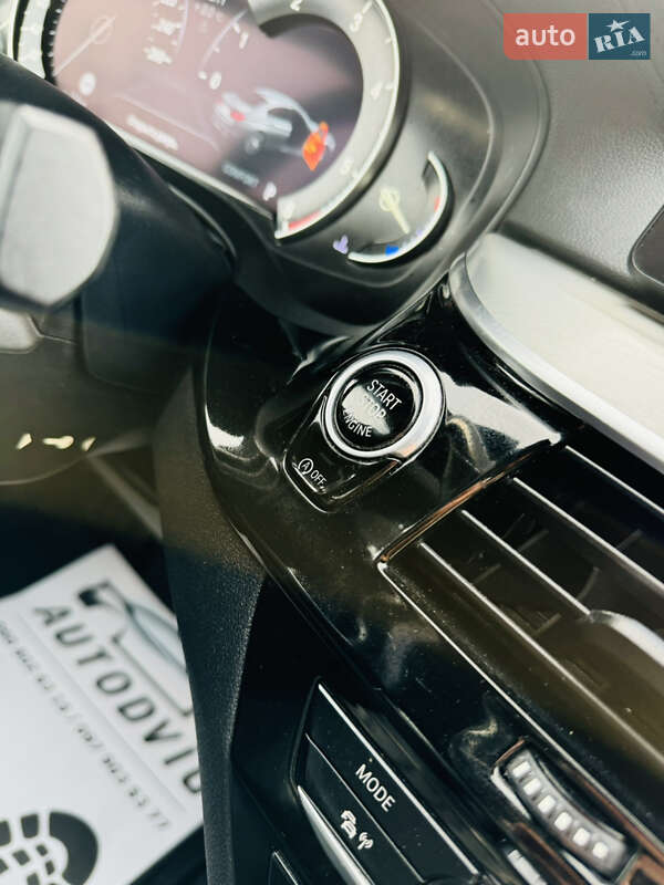 Седан BMW 5 Series 2018 в Іршаві