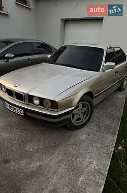 Седан BMW 5 Series 1988 в Запоріжжі