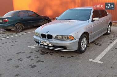 Седан BMW 5 Series 2002 в Ізмаїлі