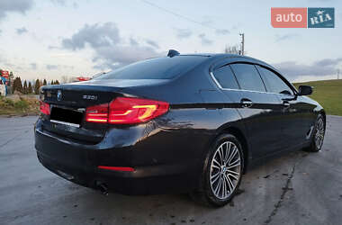 Седан BMW 5 Series 2017 в 