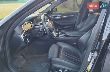 Седан BMW 5 Series 2017 в 