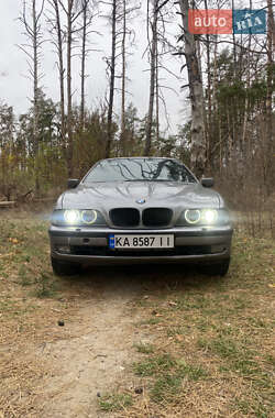 Седан BMW 5 Series 1997 в Чернігові