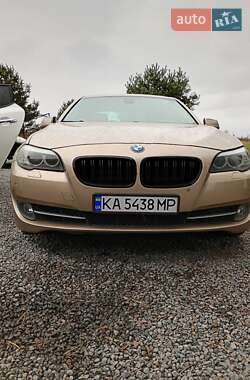 Седан BMW 5 Series 2011 в Березному