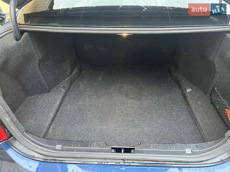 Седан BMW 5 Series 2004 в Дніпрі