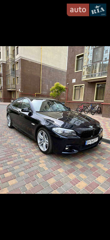 Седан BMW 5 Series 2013 в 