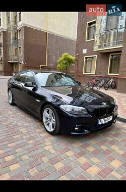 Седан BMW 5 Series 2013 в 