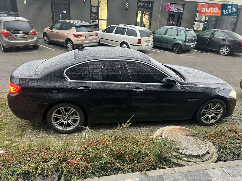 Седан BMW 5 Series 2015 в Львові