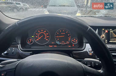 Седан BMW 5 Series 2015 в Львові