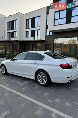 Седан BMW 5 Series 2014 в Ужгороді