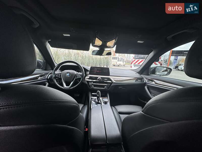 Седан BMW 5 Series 2019 в Полтаві